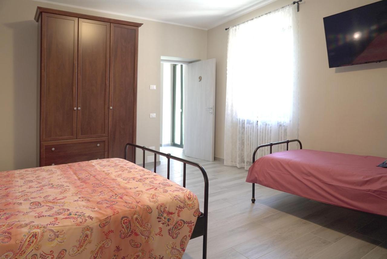 Cascina Riva Hotel Leggiuno Ngoại thất bức ảnh