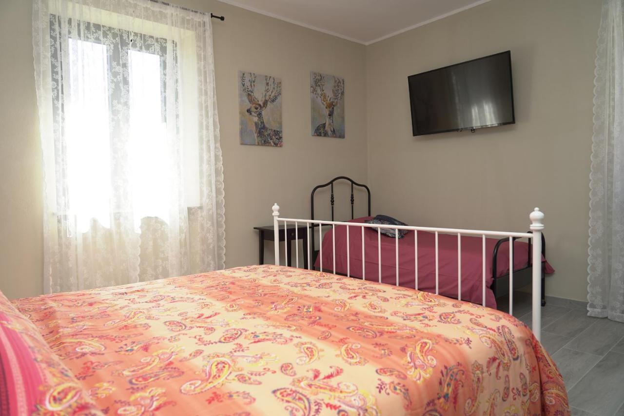 Cascina Riva Hotel Leggiuno Ngoại thất bức ảnh