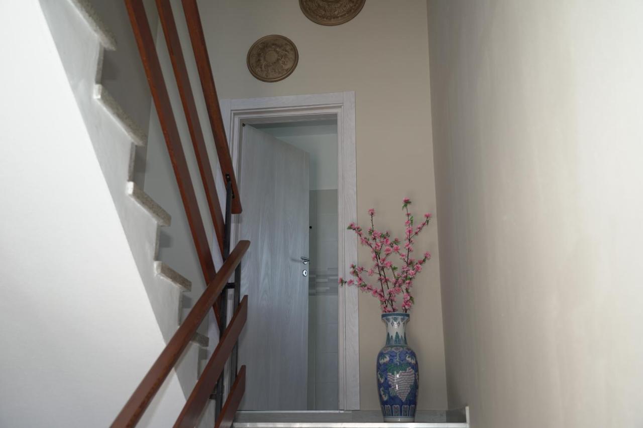 Cascina Riva Hotel Leggiuno Ngoại thất bức ảnh