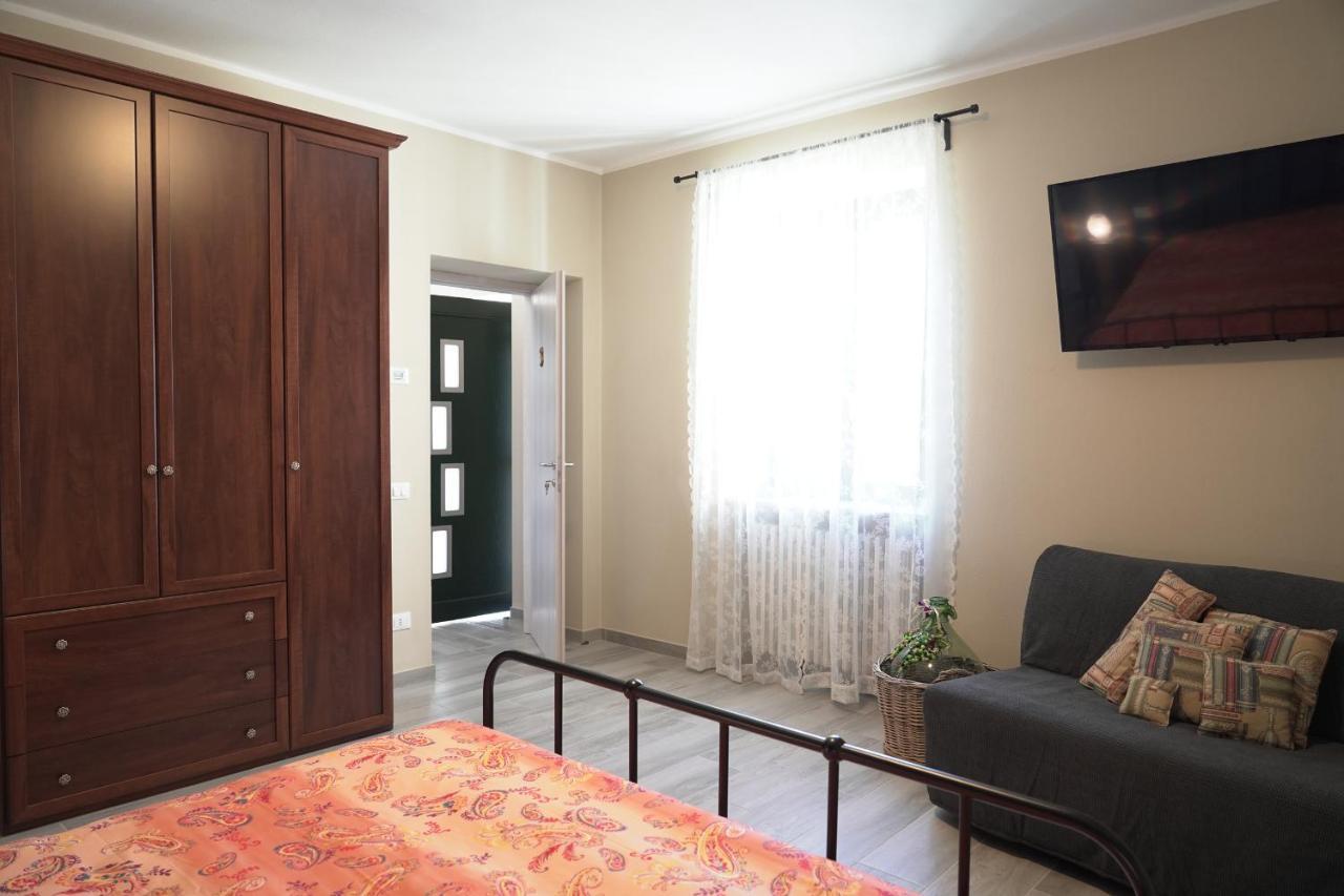 Cascina Riva Hotel Leggiuno Ngoại thất bức ảnh